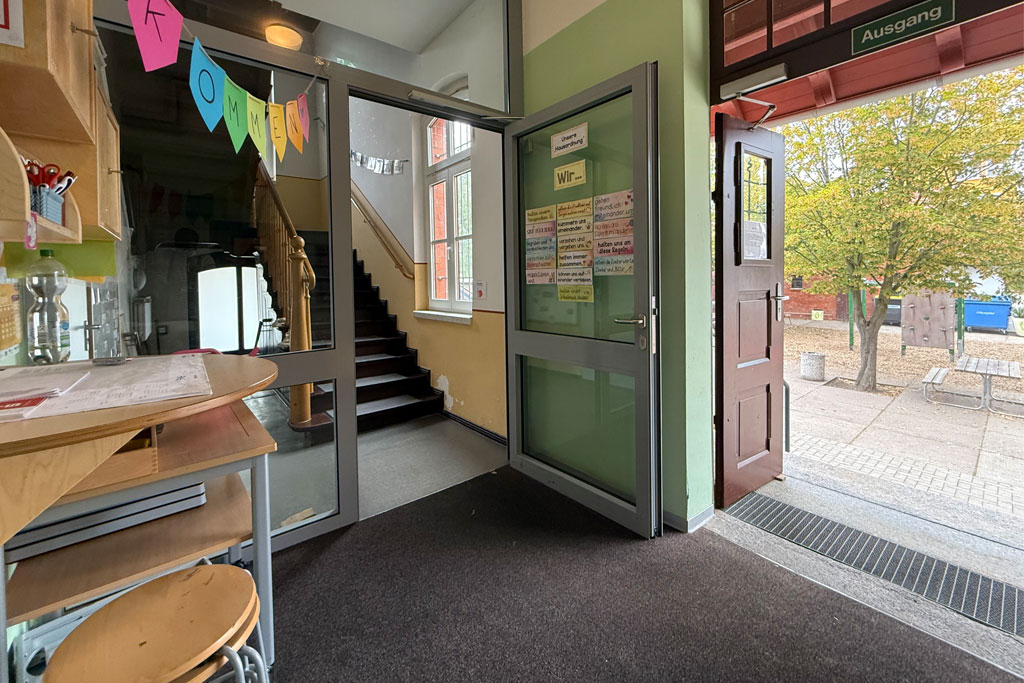 25-09-11_Hort-Pusteblume_01