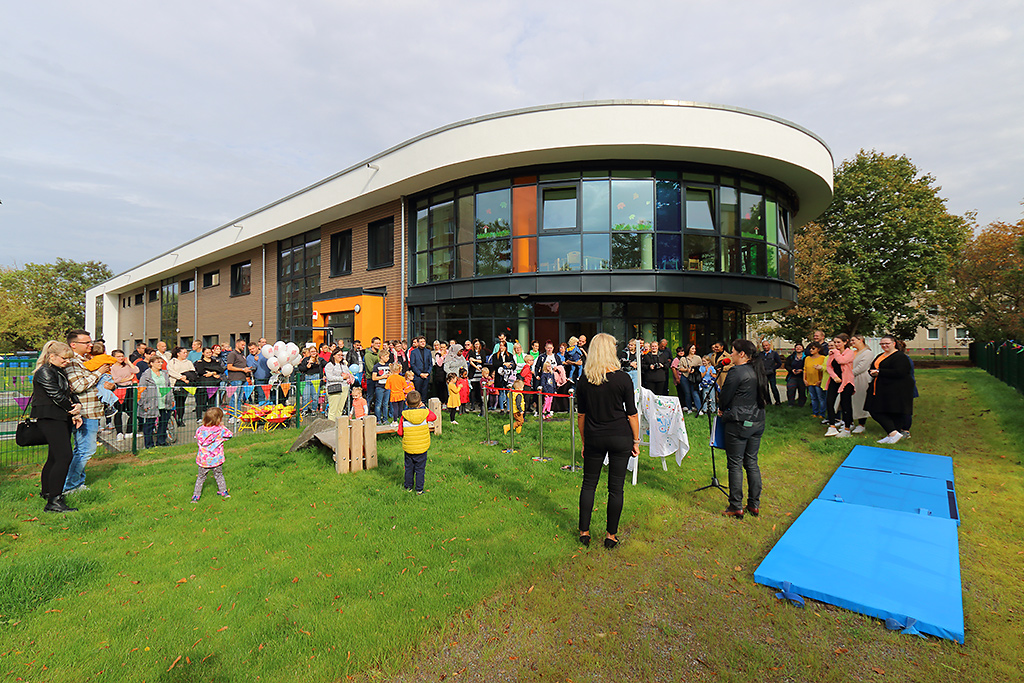 23-10-13_Eröffnung_Farbkleckse_03