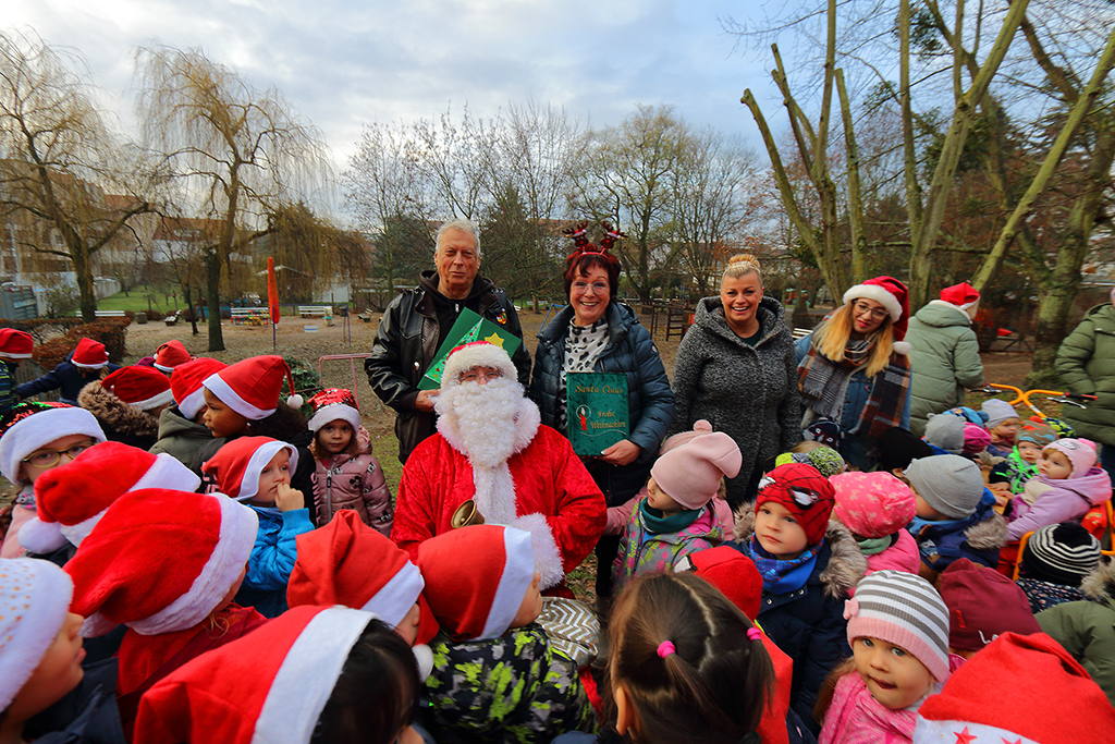 23-12-13_BmH-Spende_Kita-FuE_13